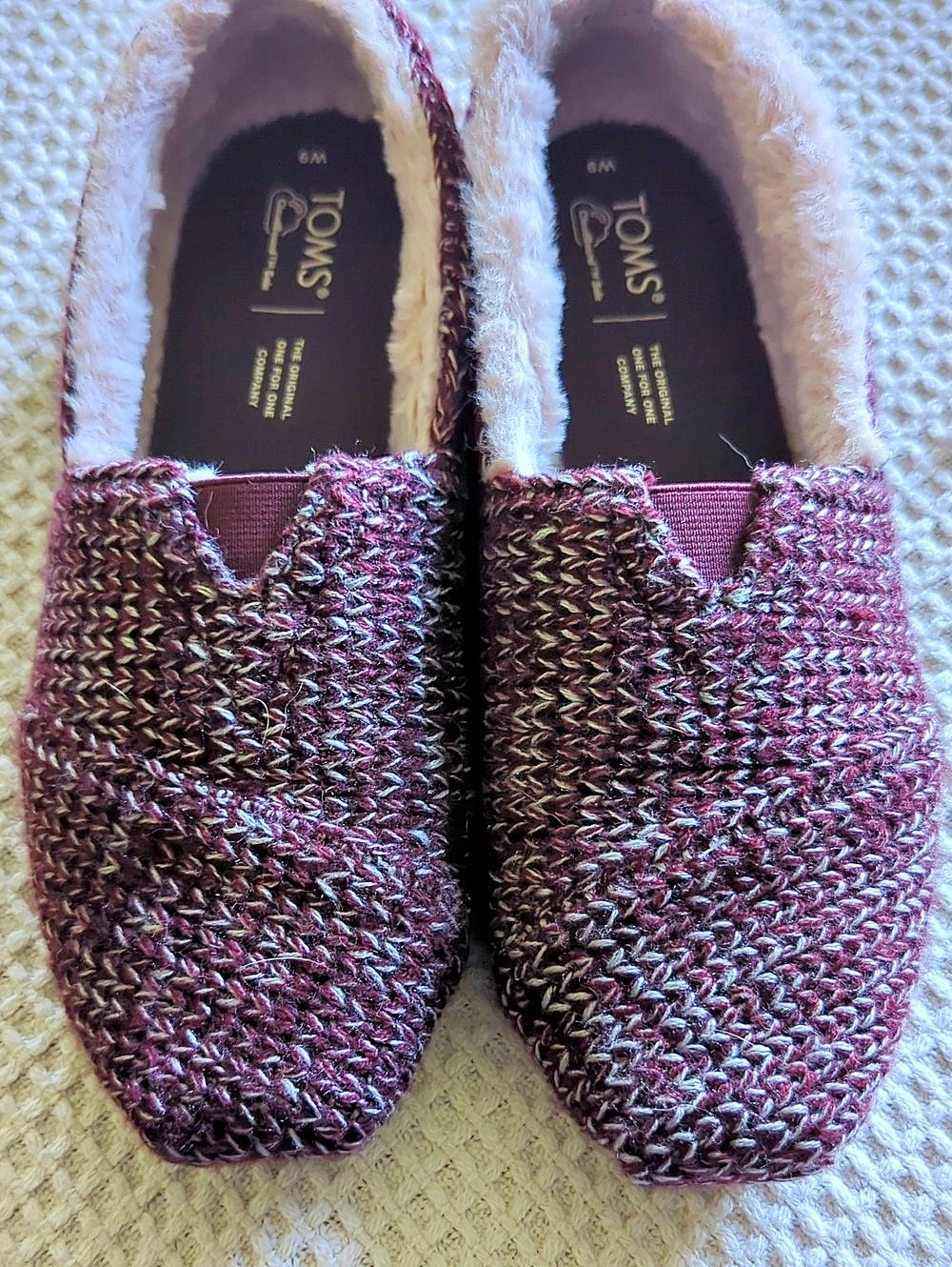 TOMS Alpargata Burgundy Knit US 9 Like New